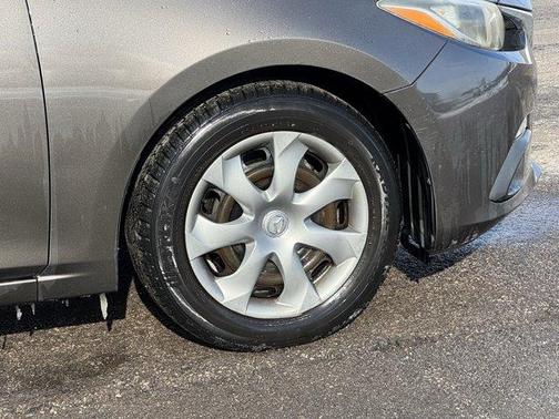 2015 Mazda Mazda3 i Sport