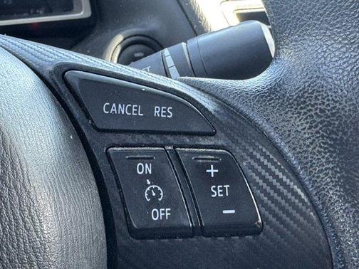 2015 Mazda Mazda3 i Sport