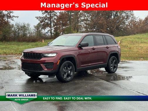 2025 Jeep Grand Cherokee Laredo