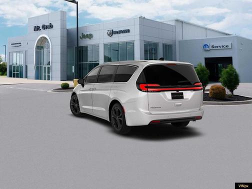 Bright White Clearcoat 2026 Chrysler Pacifica Select