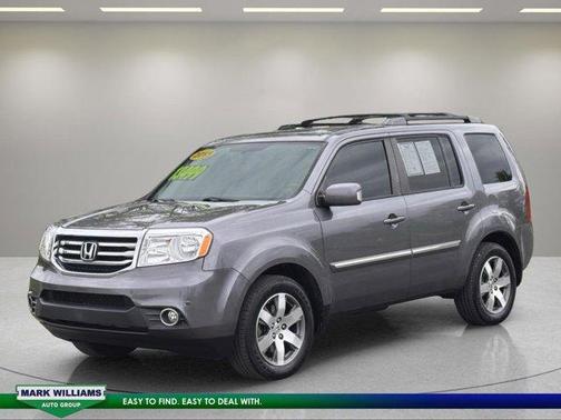 Gray 2015 Honda Pilot Touring
