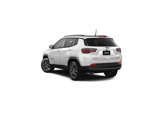 Bright White Clearcoat 2026 Jeep Compass Latitude