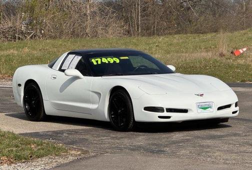 Arctic White 1998 Chevrolet Corvette