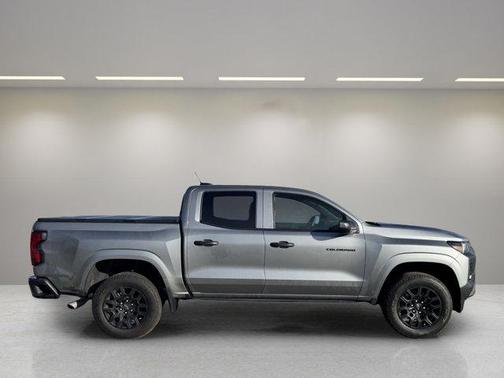2025 Chevrolet Colorado WT