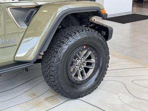 2025 Jeep Wrangler Rubicon 392
