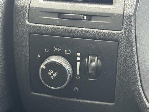 2013 Dodge Challenger SXT