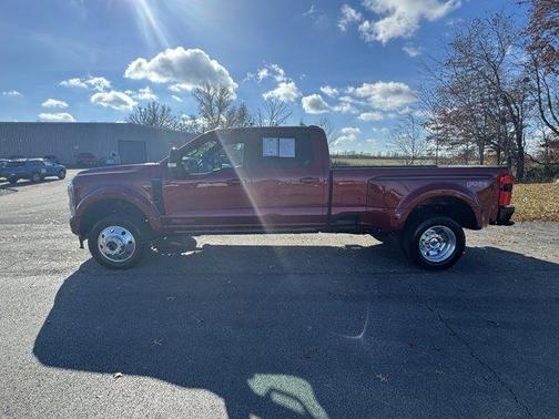 2025 Ford F-450 Platinum