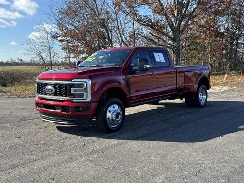 2025 Ford F-450 Platinum