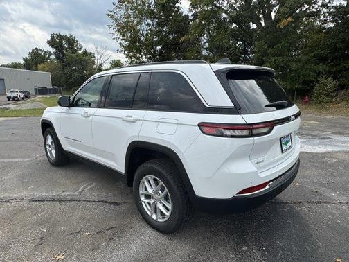 2025 Jeep Grand Cherokee Laredo X