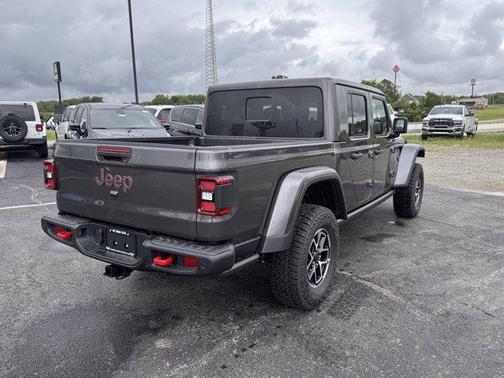 Granite Crystal Clearcoat Metallic 2026 Jeep Gladiator Rubicon