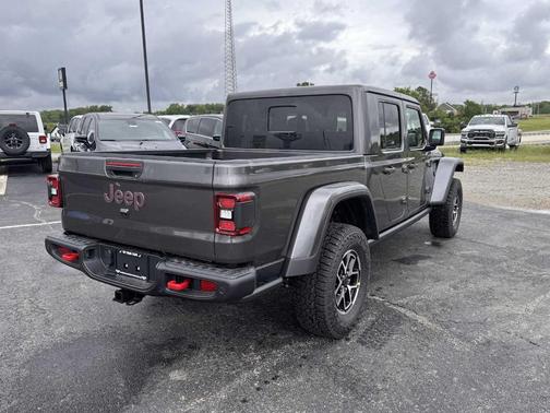 Granite Crystal Clearcoat Metallic 2026 Jeep Gladiator Rubicon