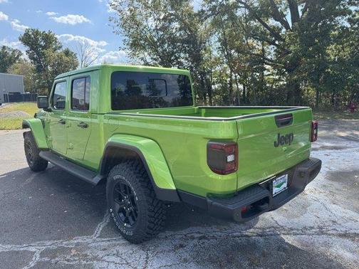 2025 Jeep Gladiator Sport