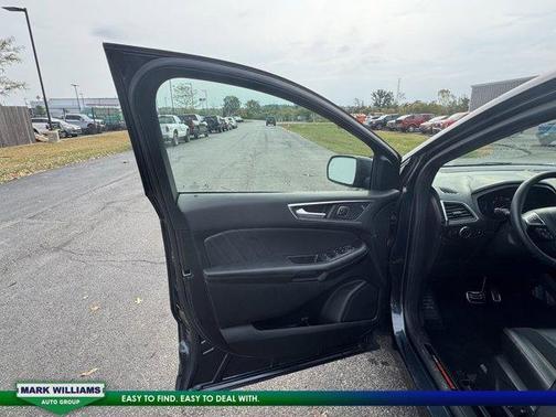 2024 Ford Edge ST