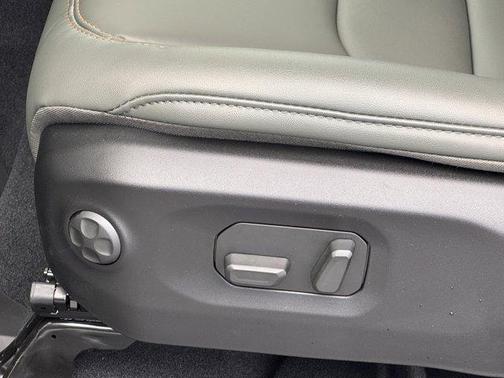 Anvil Clearcoat 2026 Jeep Gladiator Mojave