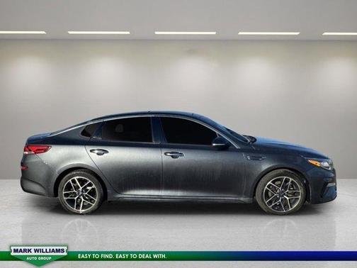 2020 Kia Optima SE