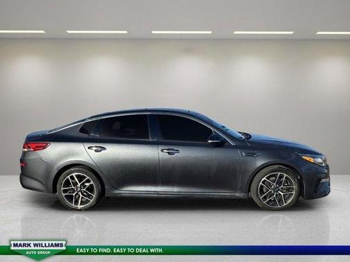 2020 Kia Optima SE