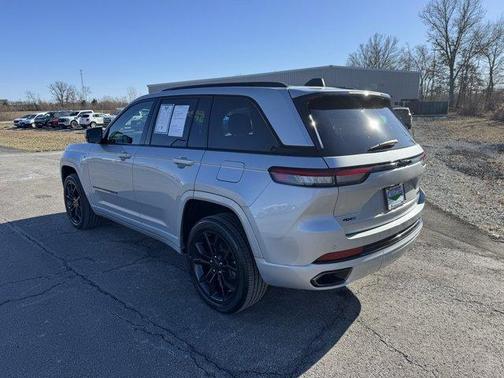 2023 Jeep Grand Cherokee 4xe Base