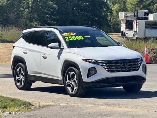White Pearl 2024 Hyundai TUCSON Limited