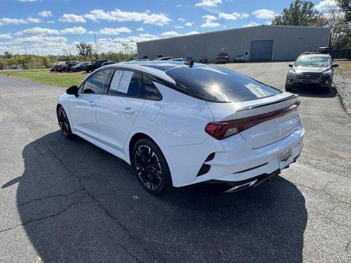 2023 Kia K5 GT-Line