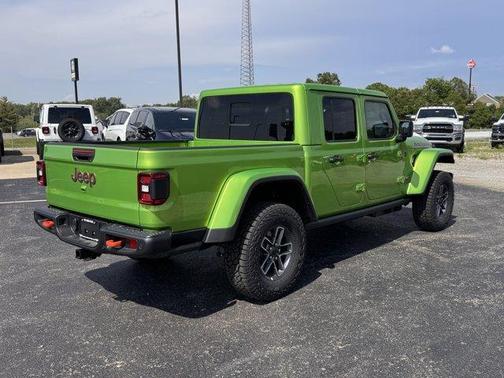 Mojito! Clearcoat 2026 Jeep Gladiator Mojave