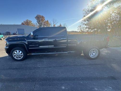 2017 GMC Sierra 3500 Denali
