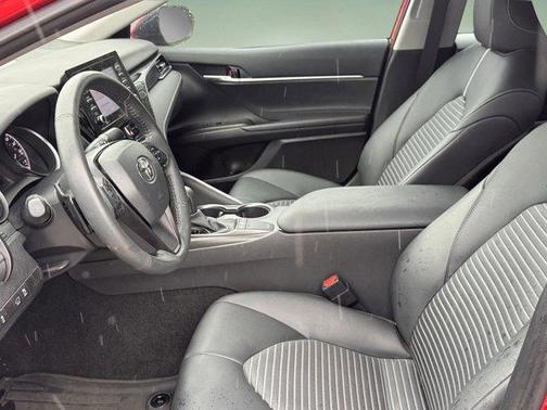 Supersonic Red / Midnight Black Metallic 2023 Toyota Camry SE