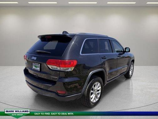 Brilliant Black Crystal Pearlcoat 2016 Jeep Grand Cherokee Laredo