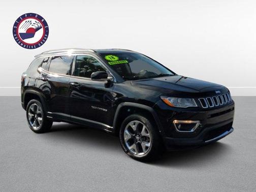 Photo 2 of 29 of 2018 Jeep Compass Limited