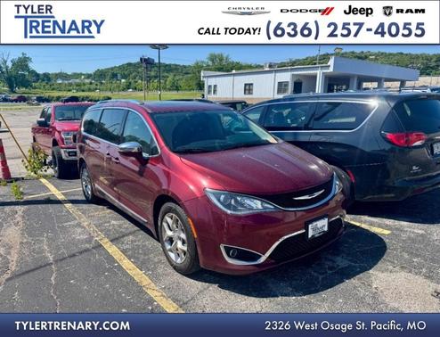 Velvet 2018 Chrysler Pacifica Limited