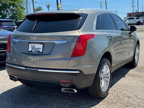 Bronze Dune Metallic 2018 Cadillac XT5 Luxury