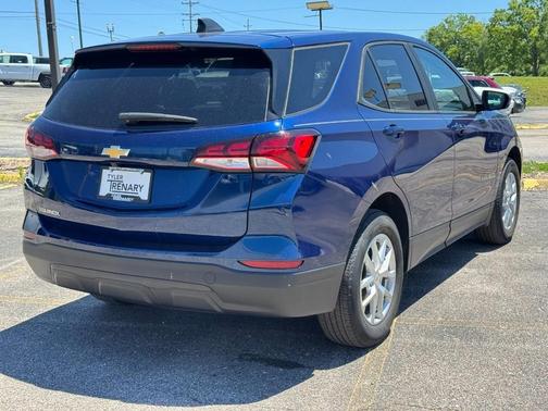 Blue Glow Metallic 2023 Chevrolet Equinox LS
