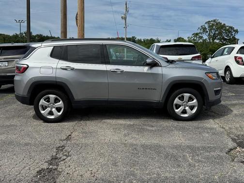 Billet Silver Metallic Clearcoat 2019 Jeep Compass Latitude