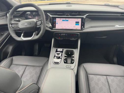 Bright White Clearcoat 2026 Jeep Cherokee Overland