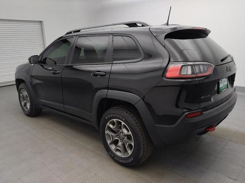 Diamond Black Crystal Pearlcoat 2022 Jeep Cherokee Trailhawk