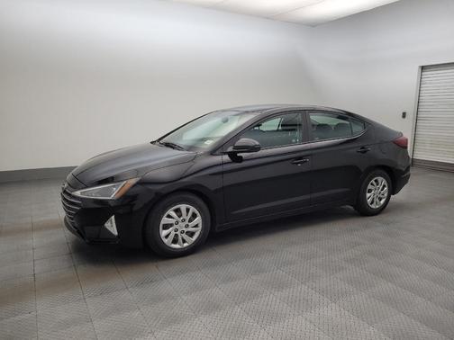 Phantom Black 2019 Hyundai ELANTRA SE