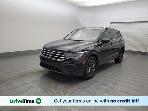 Deep Black Pearl 2022 Volkswagen Tiguan 2.0T SE 4MOTION