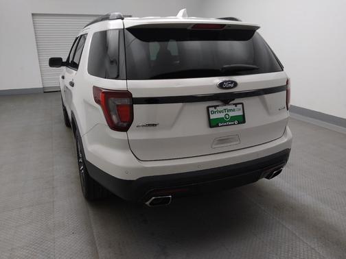 White Platinum Metallic Tri-Coat 2017 Ford Explorer sport