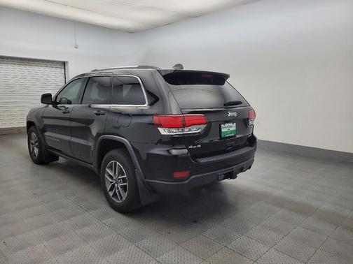 Diamond Black Crystal Pearlcoat 2020 Jeep Grand Cherokee Laredo