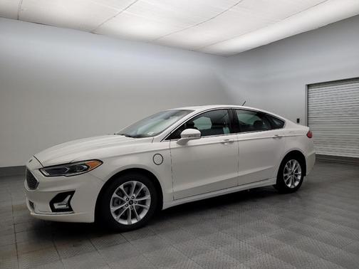 2020 Ford Fusion Plug-In Hybrid Titanium