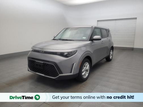 Gray 2025 Kia Soul LX