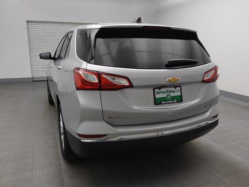 Silver Ice Metallic 2019 Chevrolet Equinox 1LT
