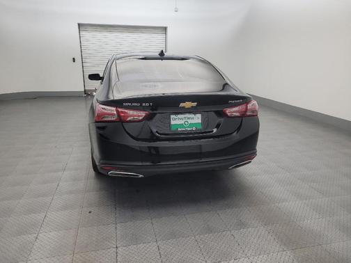 Mosaic Black Metallic 2022 Chevrolet Malibu FWD Premier