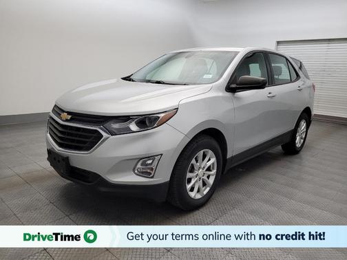 Silver Ice Metallic 2018 Chevrolet Equinox LS