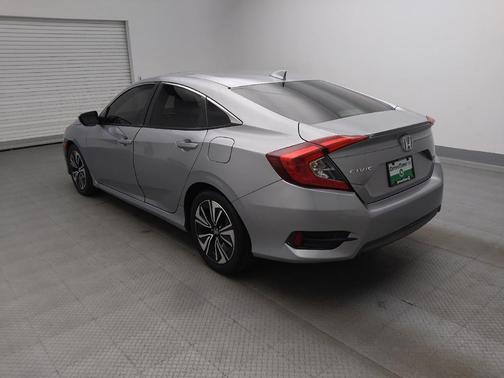 Lunar Silver Metallic 2018 Honda Civic EX-L