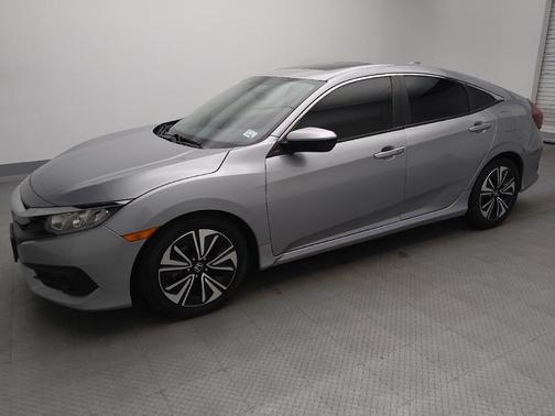 Lunar Silver Metallic 2018 Honda Civic EX-L
