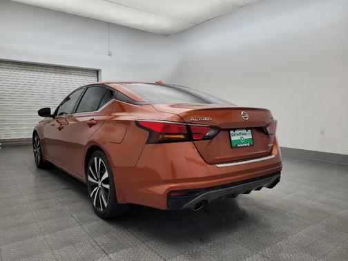 2021 Nissan Altima SR VC-Turbo FWD