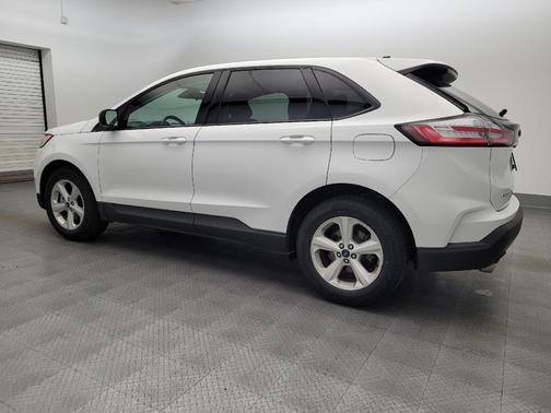 2020 Ford Edge SE