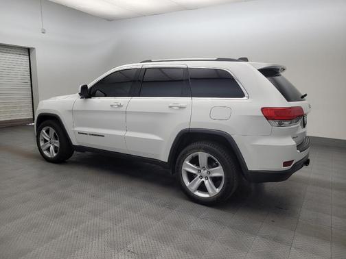 Bright White Clearcoat 2017 Jeep Grand Cherokee Laredo