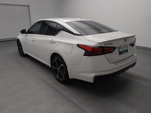 2023 Nissan Altima SR FWD