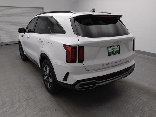 Glacial White Pearl 2022 Kia Sorento EX